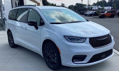 New vehicles inventory showcase